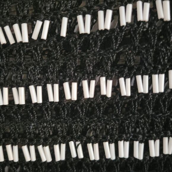 "Cache" Woman's mid Sleeve top Size: 10 black with white beads Pre-owned - Picture 5 of 6